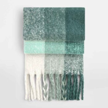 Beechfield Fluffy Check Scarf